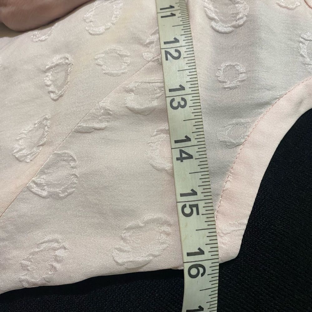 & Other Stories 100% Silk Pale Pink Embroidered Feminine Camisole Croquette - Picture 5 of 10